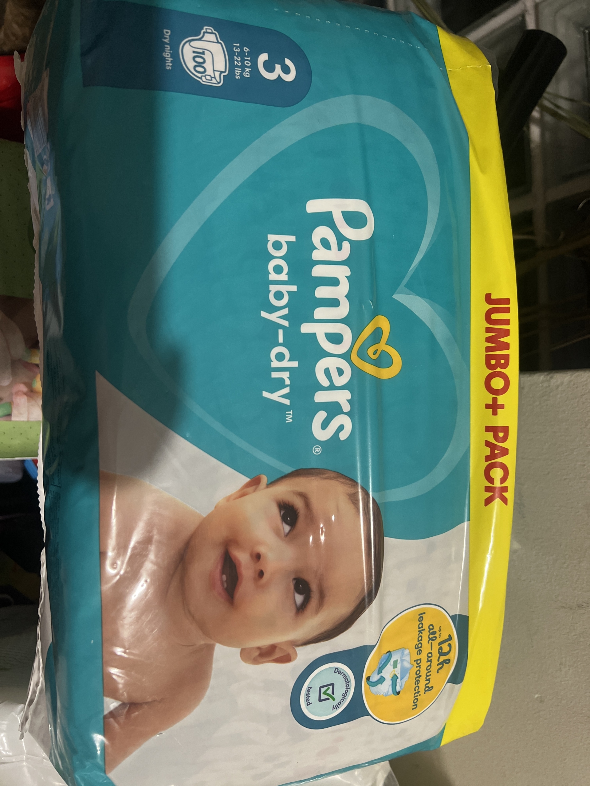 pampers soft dry 4