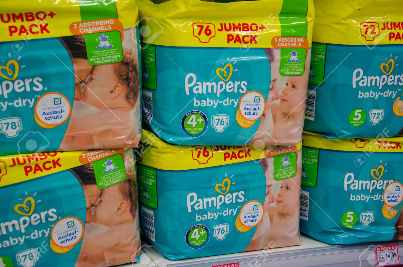 pampers giant box plus 4