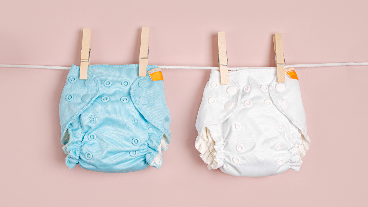 pampers pieluchomajtki midi