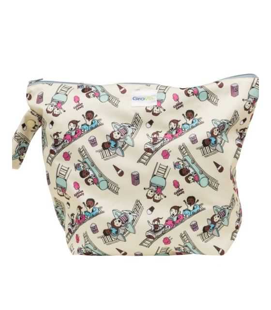 pieluchomajtki pampers carry